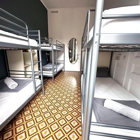 Hostel Fabrizzio'S Petit Barcelona Exteriér fotografie